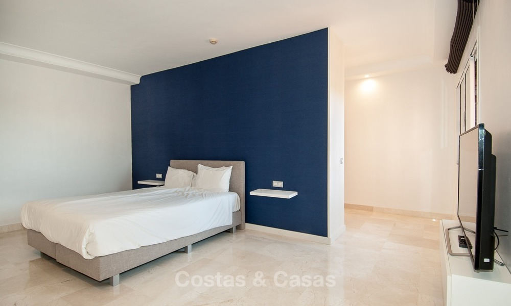 For sale in Hotel Kempinski, Marbella - Estepona: Renovated apartment in modern style 347