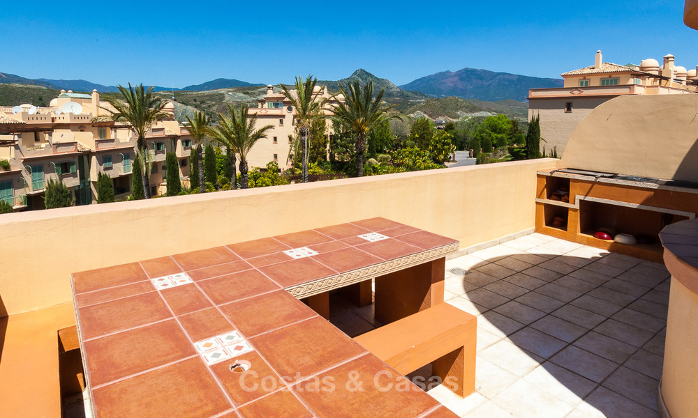 Luxury Penthouse Apartment for Sale in a Five Star Golf Resort on the New Golden Mile in Benahavis - Marbella 3091