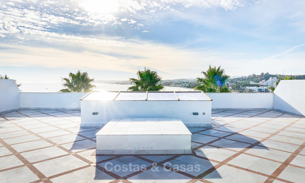 Exclusive beachfront penthouse apartment for sale in Estepona, Costa del Sol. Reduced in price. 9365