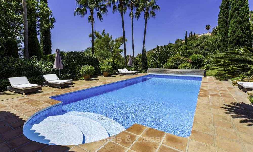 Charming renovated Mediterranean style villa with sea views on a large plot for sale in Benahavis - Marbella 14154