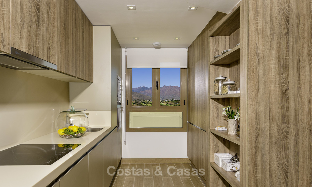 New, move-in ready, modern townhouses for sale on an acclaimed golf resort in Mijas, Costa del Sol. 10% discount! 15654