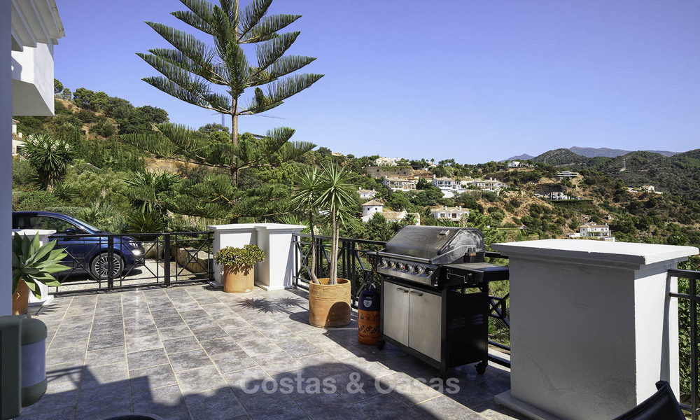 Charming rustic-modern luxury villa for sale with fantastic views in a gorgeous country estate, Benahavis - Marbella 16102