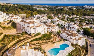 Contemporary spacious luxury penthouse for sale in an exclusive complex in Nueva Andalucia - Marbella 31998 