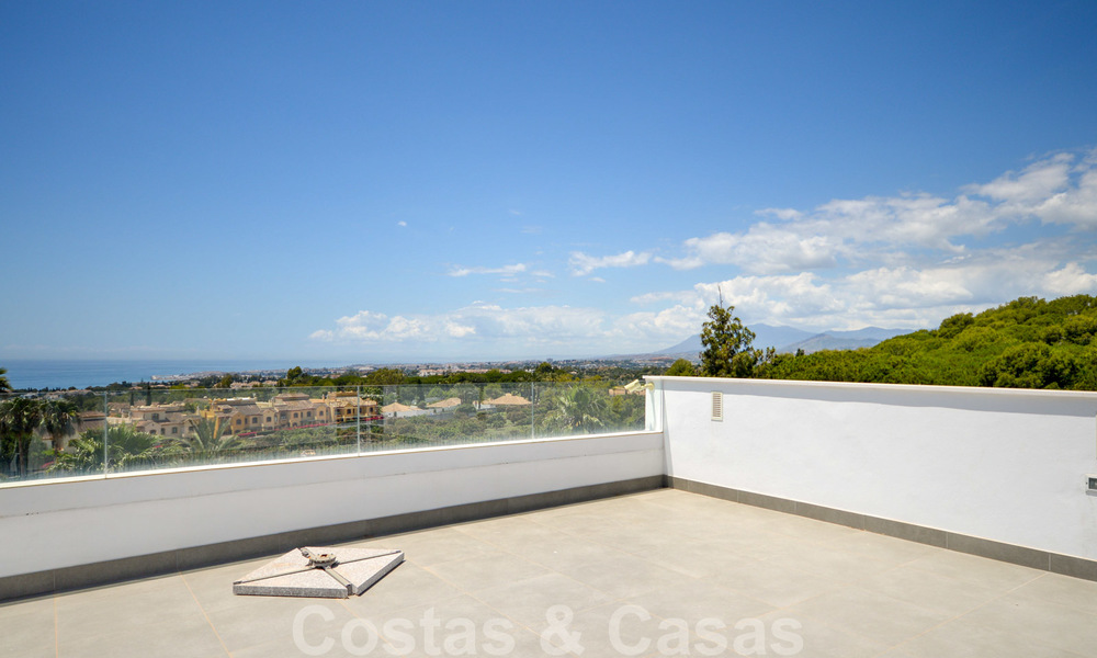 Modern luxury villa with panoramic sea views for sale in the prestigious Golden Mile of Marbella 20978
