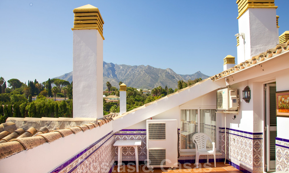 Cosy penthouse with sea views for sale, walking distance to amenities and beach, Golden Mile, Marbella 22324