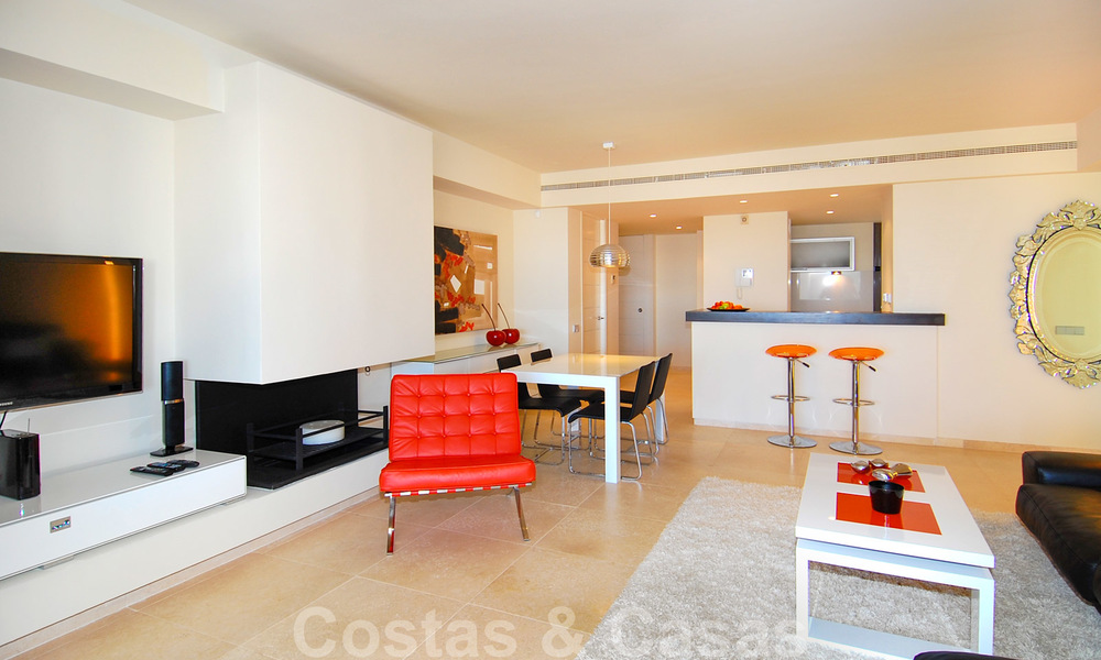Modern spacious luxury apartments with golf and sea views for sale in Marbella - Benahavis 24558