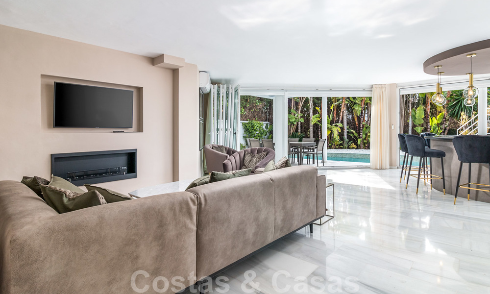 Stylish luxury villa in Art Deco style for sale in Nueva Andalucia, Marbella. Must sell! 24172
