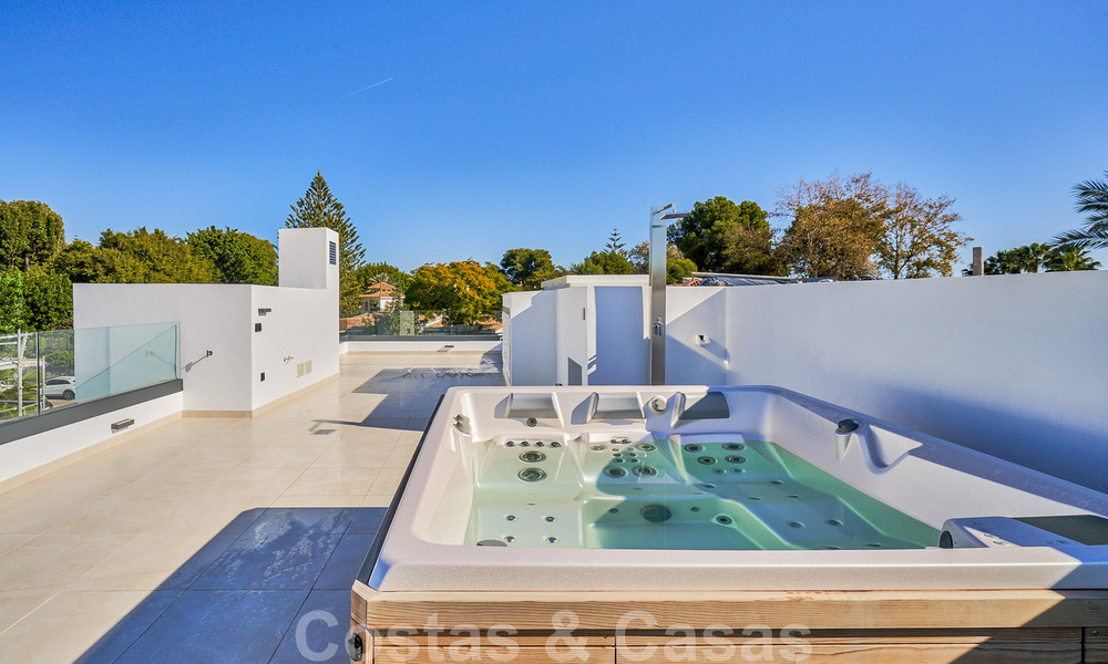 Modern, semi-detached villas for sale at 300 meters from the beach in Puerto Banus, Marbella 31663