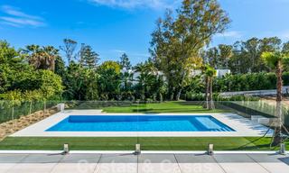 Move in ready, modern beachside villa for sale in the prestigious Guadalmina Baja in Marbella 26085 