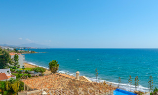 Penthouse apartment for sale, first line beach with panoramic sea view in Estepona 26176 