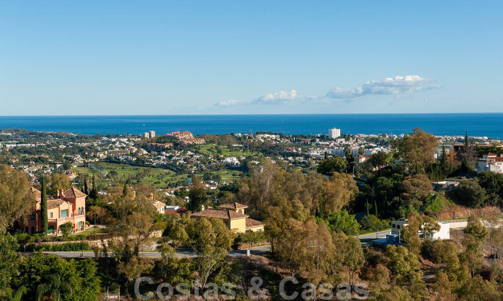 Ready to move into, spacious apartment with panoramic views of the coast and the Mediterranean Sea in Benahavis - Marbella 31024