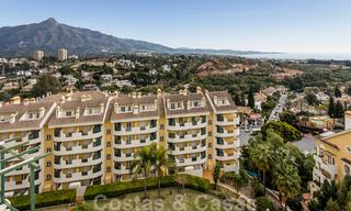 Renovated penthouse apartment for sale with sea views and within walking distance to all amenities and Puerto Banus in Nueva Andalucia, Marbella 31202 