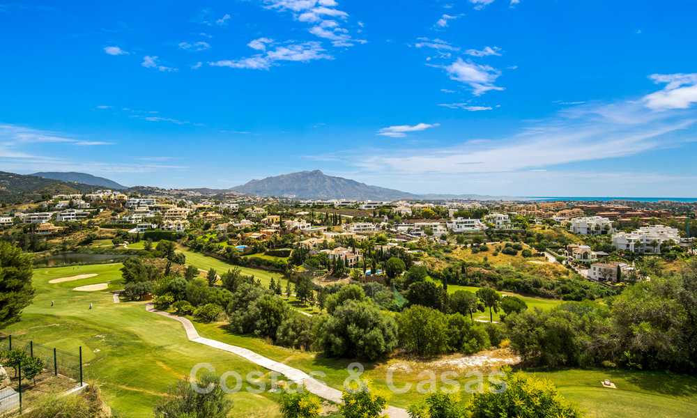 Modern villa for sale, frontline golf with panoramic mountain, golf and sea views in Benahavis - Marbella 42255