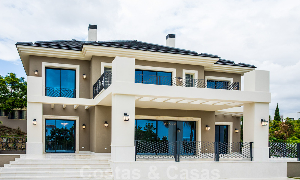 New villa for sale in a contemporary classic style with sea views in a five star golf resort in Marbella - Benahavis 34925