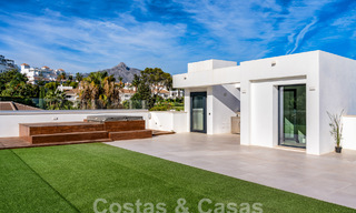 Modern luxury villa for sale in a contemporary architectural style, walking distance from Puerto Banus, Marbella 59594 