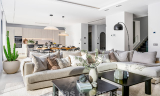 Modern luxury villa for sale in a contemporary architectural style, walking distance from Puerto Banus, Marbella 59612 